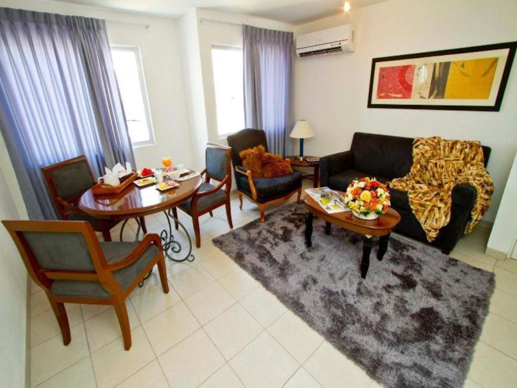 Terranova Suites Санта-Крус-де-ла-Сьерра Экстерьер фото